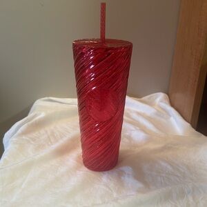 Starbucks Holiday 2024 Red Swirl Stripe Venti 24oz Christmas Winter Tumbler NEW